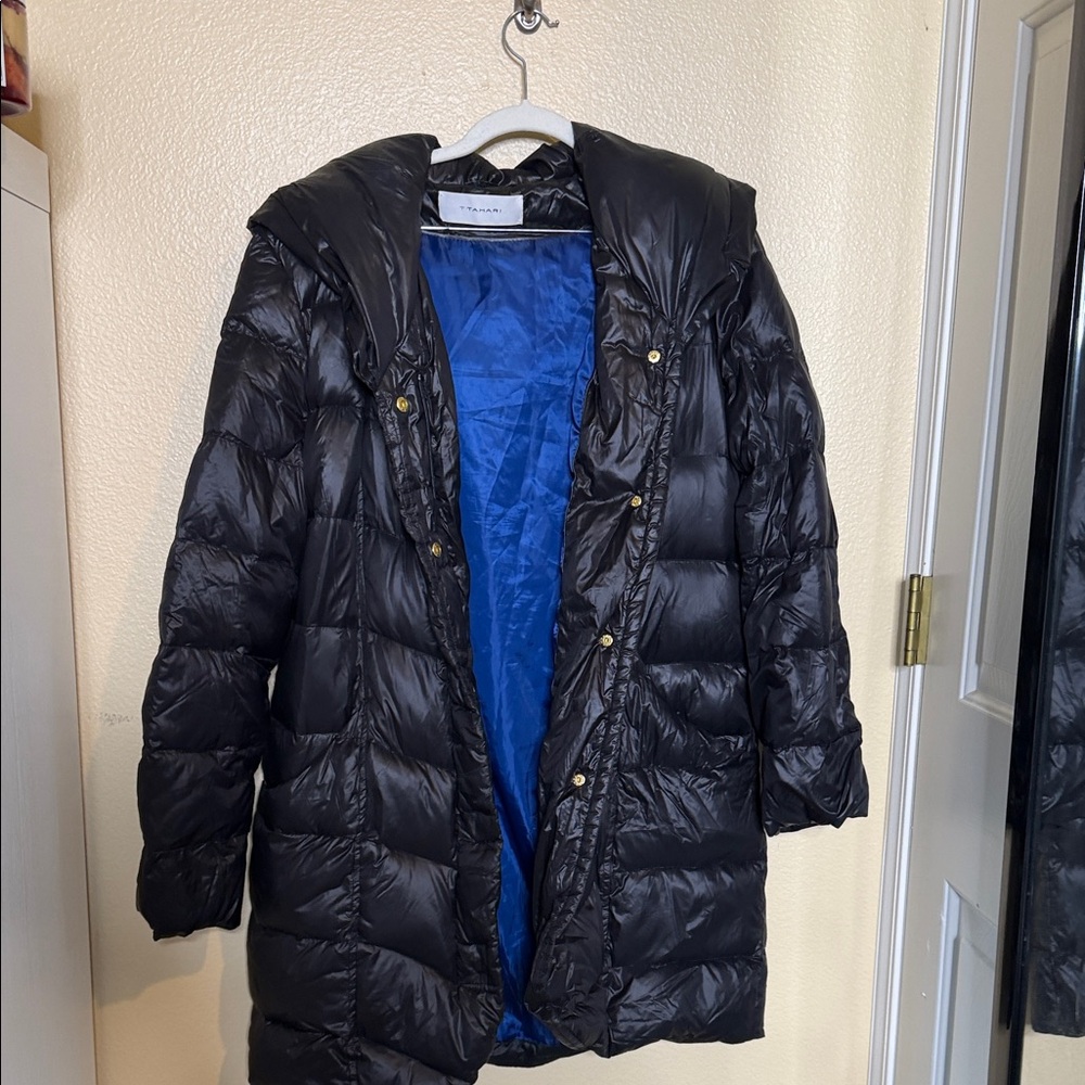 Tahari Black Puffer Jacket with Blue Lining